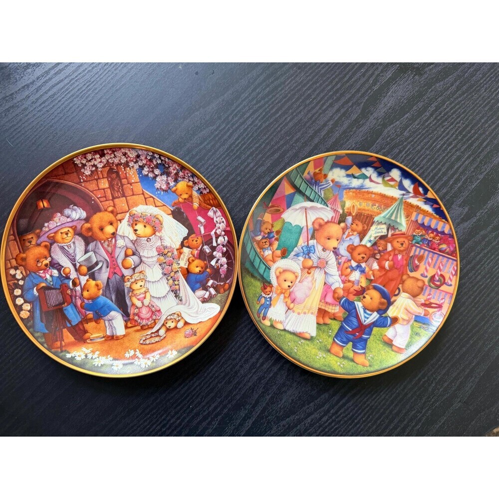 Vintage Franklin Mint Teddy Bear Collector Plates Set of 2 Carol Lawson Fine Por
